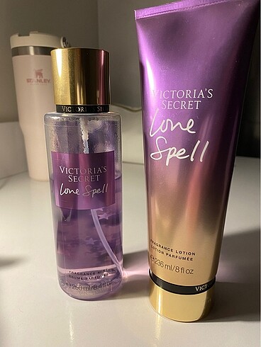 Victoria's secret set