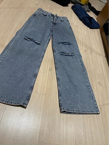 Diğer Yırtık pantolon
