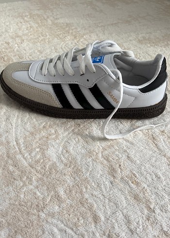 36 Beden Adidas Beyaz Kadın Spor Ayakkabı