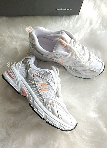 36 Beden beyaz Renk New Balance