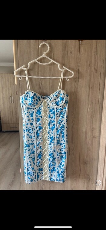xs Beden çeşitli Renk Bershka Elbise