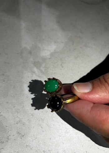 Yeşil ve Siyah Parlak Gotik Yüzük - Görsel 3