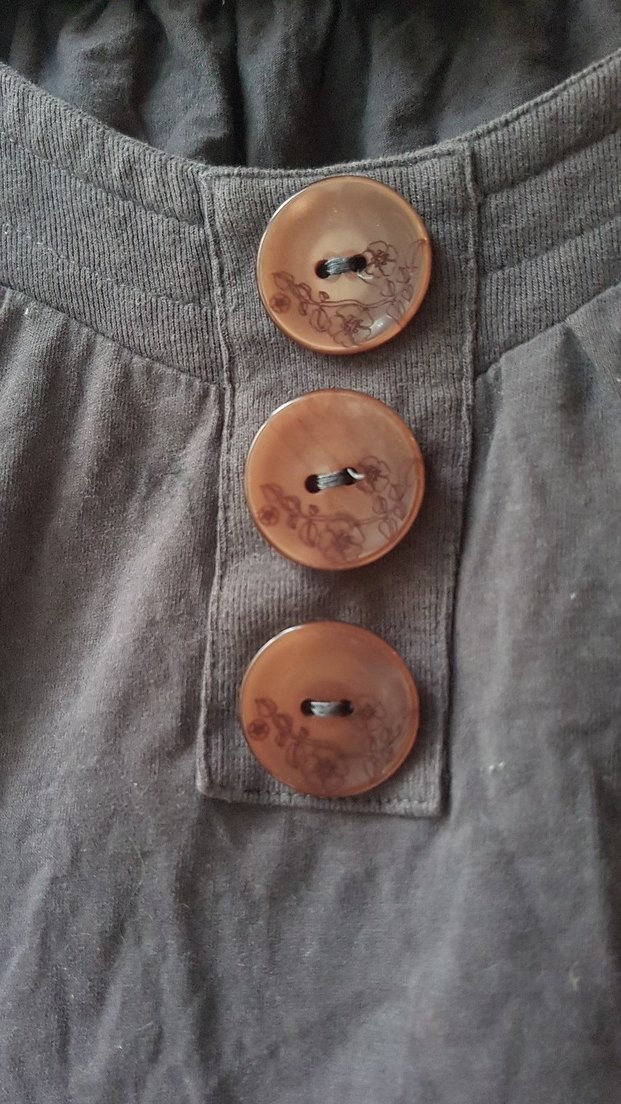 Düğmeli gri bol kesim bluz - Görsel 2