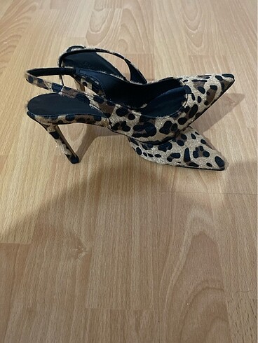 35 Beden camel Renk Leopar desenli Stiletto