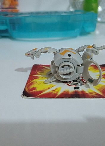 Diğer Bakugan Haos quik drago