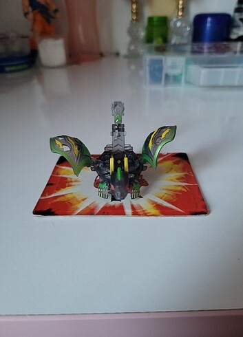 Transcluent Darkus Dharak