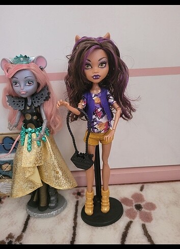 Beden Boo york Clawdeen ve Mouscedes