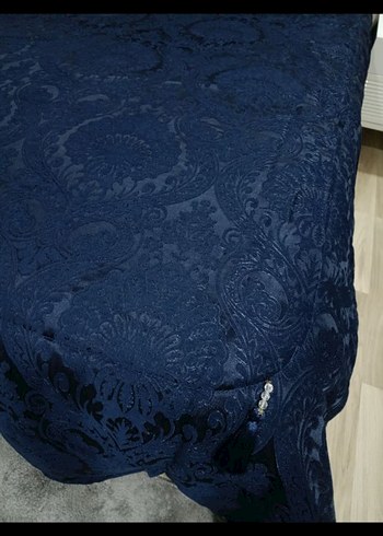 Lacivert Desenli Yatak Örtüsü - Görsel 3