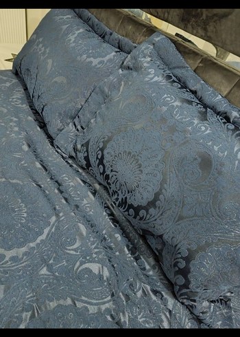 Lacivert Desenli Yatak Örtüsü - Görsel 4