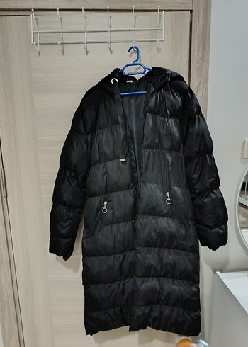 Siyah Kapüşonlu Uzun Kadın Kış Montu - Görsel 2