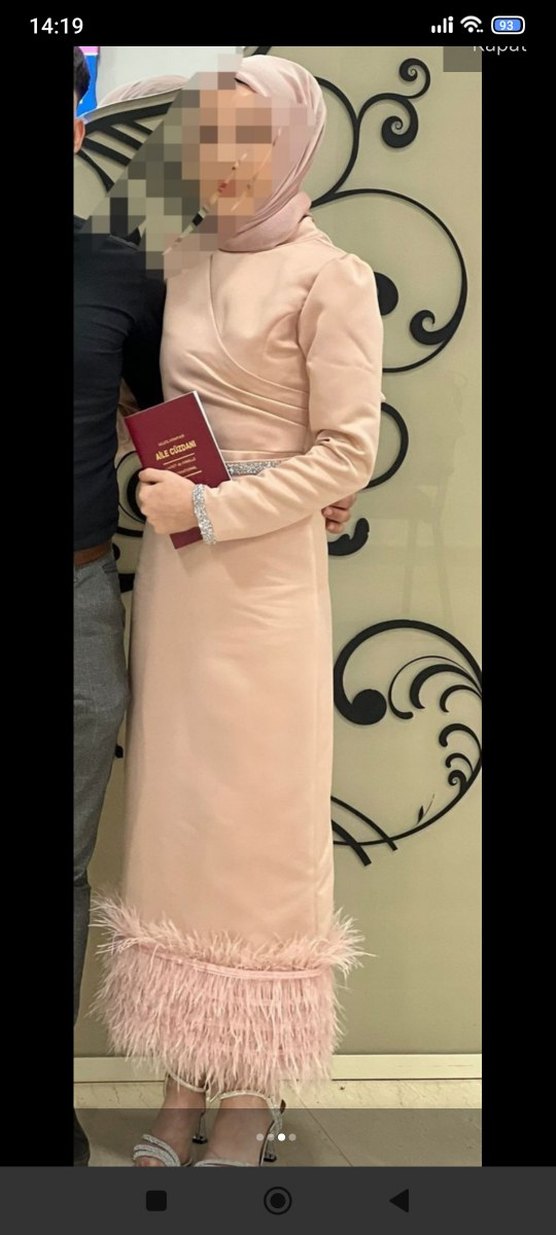 Pembe Uzun Tüylü Abiye Elbise - Görsel 2