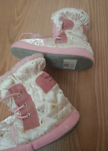 Kızlar için Pembe Sıcak Nakışlı Ev Terliği - Görsel 6