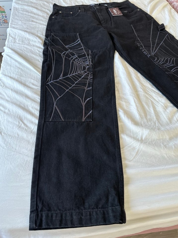 Jaded London Örümcek Ağı nakışlı Siyah denim Pantolon — görsel 2/7