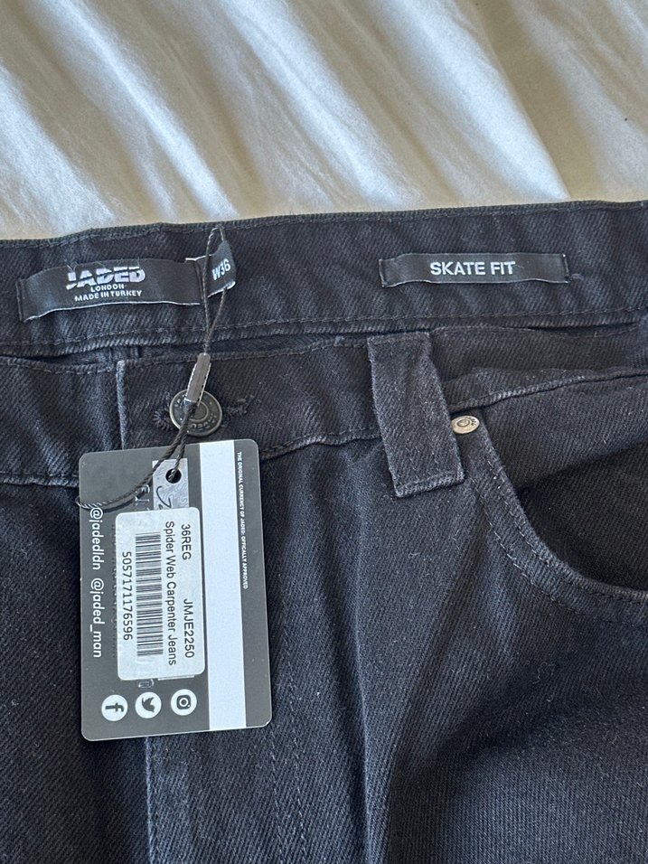 Jaded London Örümcek Ağı nakışlı Siyah denim Pantolon — görsel 6/7
