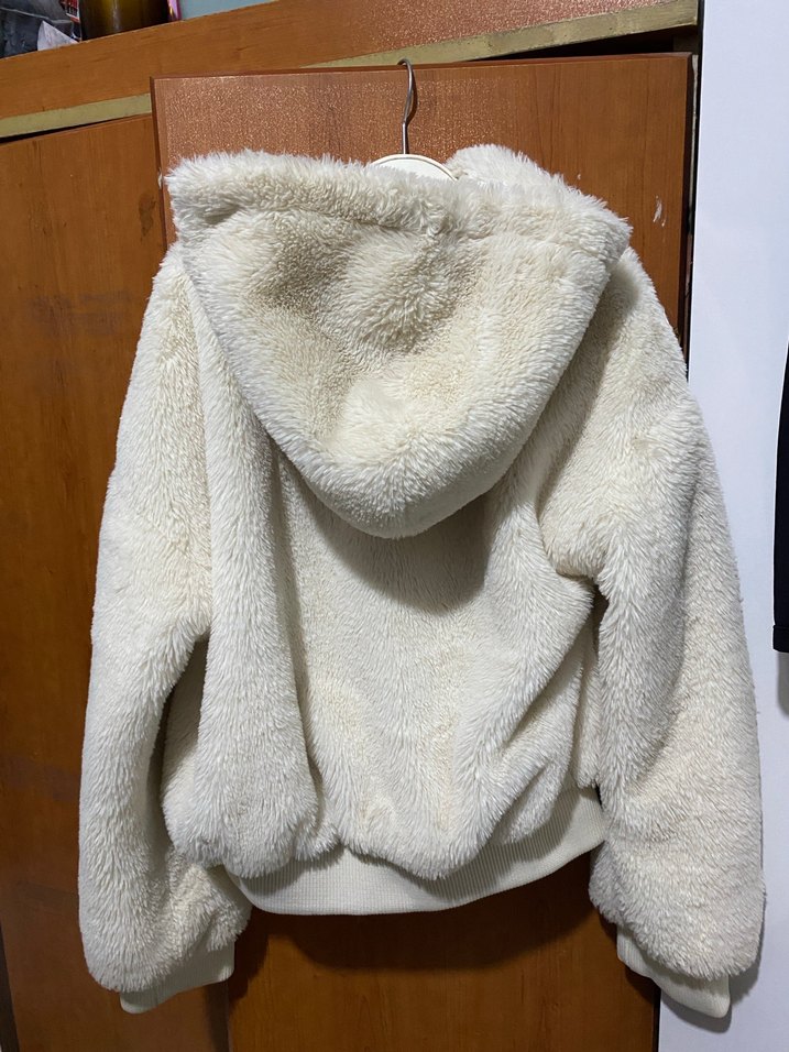 Beyaz Kadın Peluş Ceket - Görsel 2
