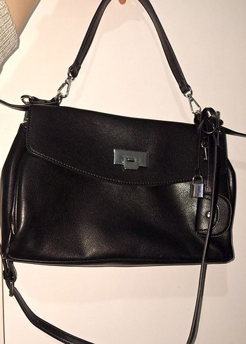 Orjinal Bershka Siyah Çanta - Görsel 2