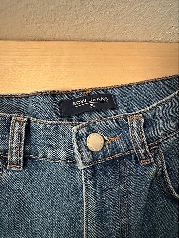 LC Waikiki LC Waikiki kot şort