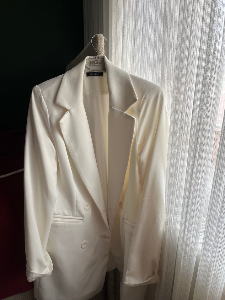 Düğmeli Beyaz Kadın Blazer Ceket - Görsel 2