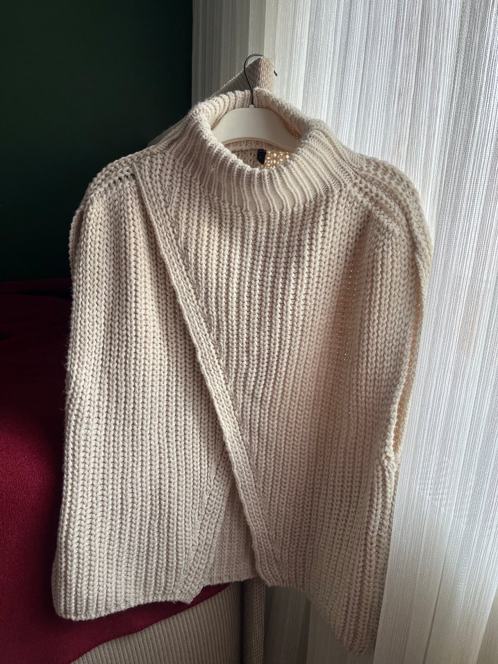 Bej Balıkçı Yaka Örgü Kadın Kazak - Görsel 2