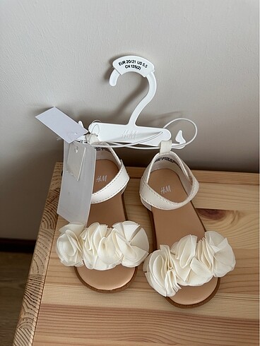 H&M kız bebek sandalet