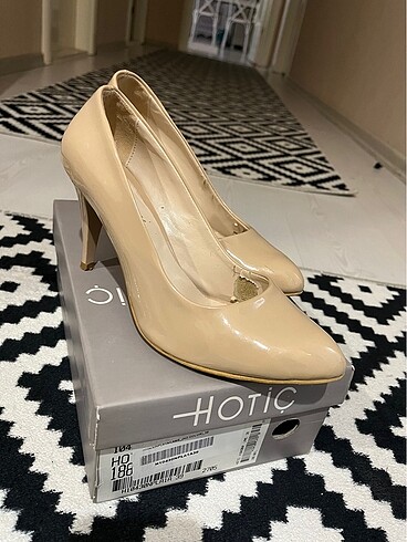 40 Beden Krem stiletto