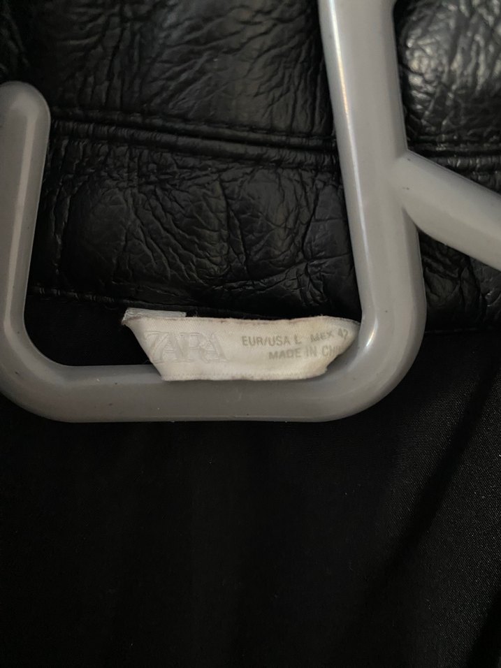 Zara Kalın Deri Ceket - Görsel 3