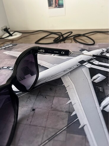 guess güneş gözlüğü - Görsel 7