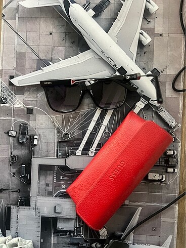 guess güneş gözlüğü - Görsel 5