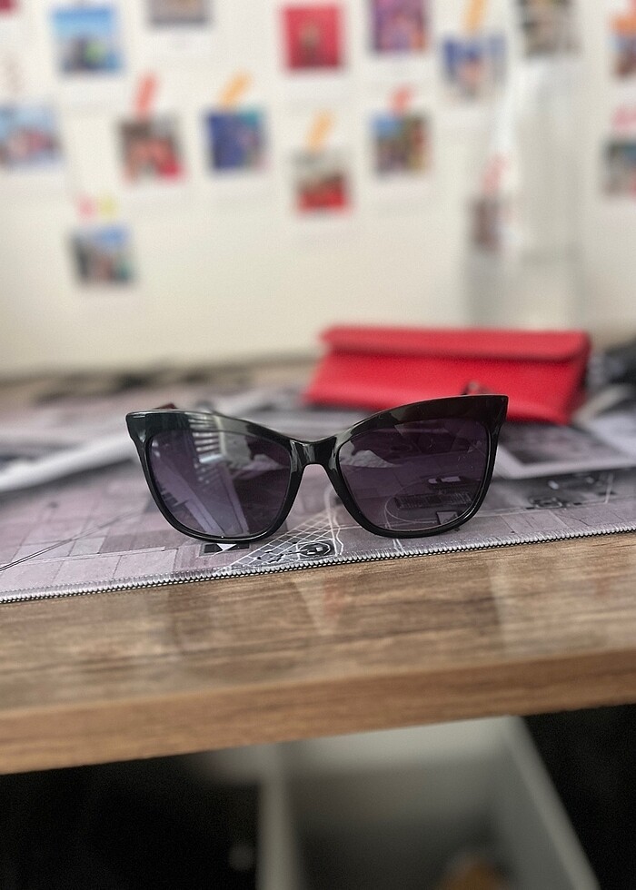 guess güneş gözlüğü - Görsel 2