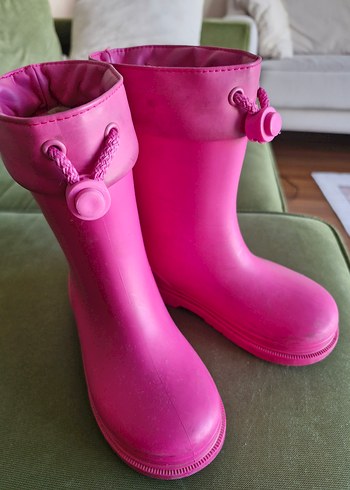 Pembe Kız Çocuk Bot