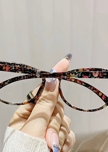 1.5NO ÇOK ŞIK CAT EYE MODEL YAKIN GÖZLÜK - Görsel 6