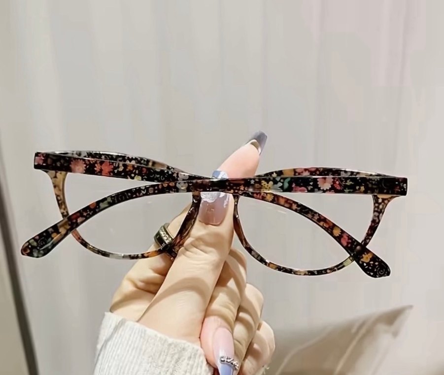 1.5NO ÇOK ŞIK CAT EYE MODEL YAKIN GÖZLÜK - Görsel 2