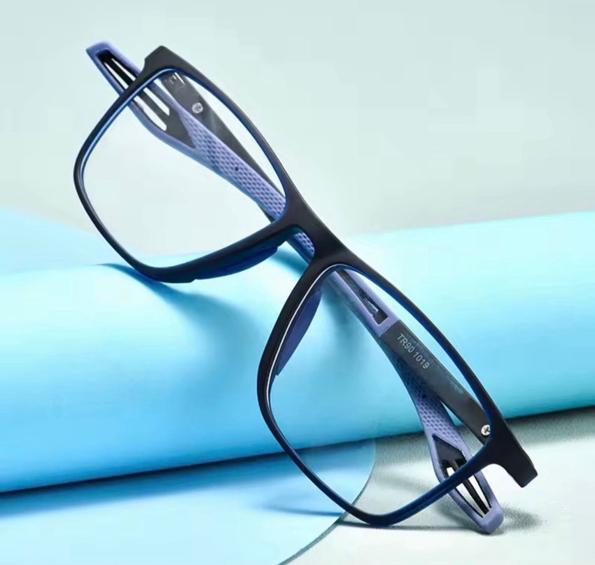 Modern Tarz Erkek Okuma Gözlüğü - Görsel 4