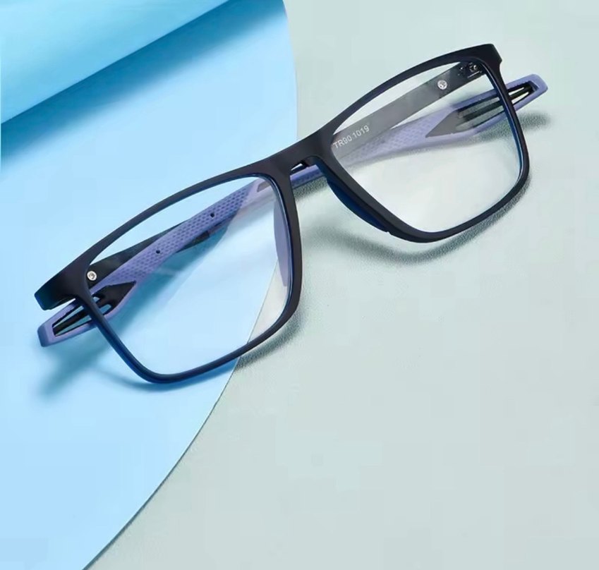 Modern Tarz Erkek Okuma Gözlüğü - Görsel 3