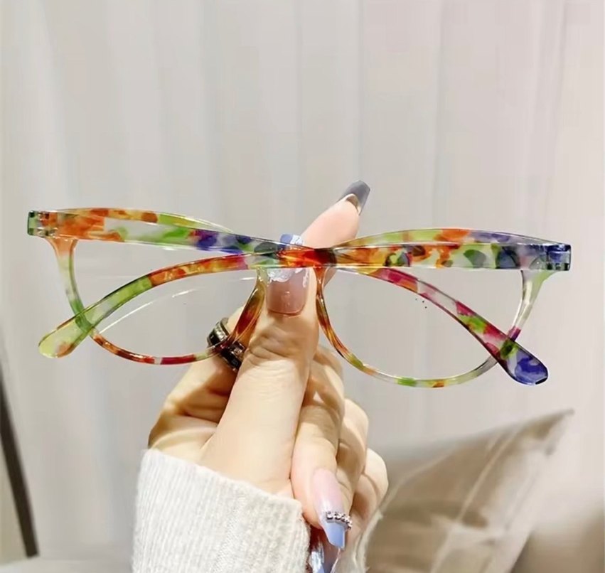 ÇOK ŞIK OVAL DESENLİ BAYAN OKUMA GÖZLÜĞÜ - Görsel 4