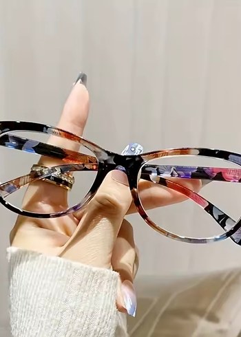 ÇOK ŞIK OVAL DESENLİ BAYAN OKUMA GÖZLÜĞÜ - Görsel 2