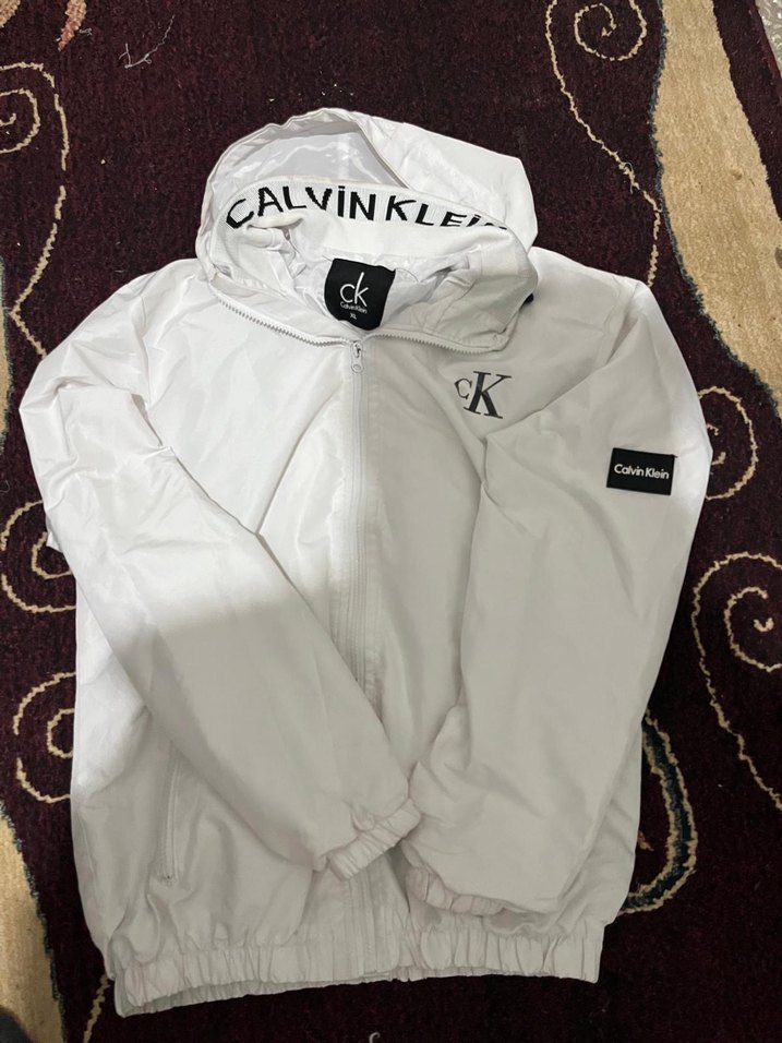 Beyaz Kapüşonlu Erkek Spor Mont - Görsel 2