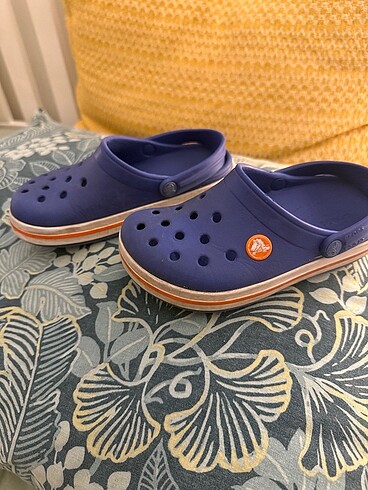 30 Beden Crocs Terlik