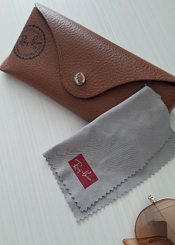  Beden RayBan Parlak Klasik Kadın Güneş Gözlüğü