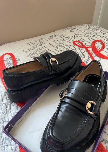 Zara Marka Tokalı Siyah Kadın Loafer Blok Topuk - Görsel 2