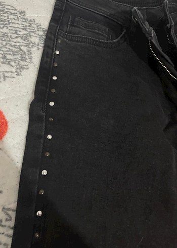 Siyah Düğmeli Baskılı Slim Fit Kadın Kot Pantolon - Görsel 3