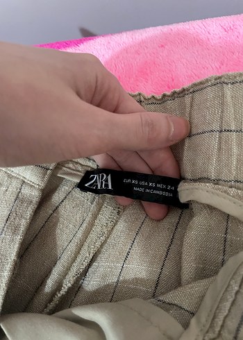 Zara Kadın Bej Pilili Pamuk Kumaş Pantolon - Görsel 3