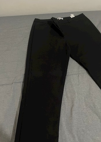 Koton Marka Siyah Kadın Kumaş Pantolon Midi Boy - Görsel 2