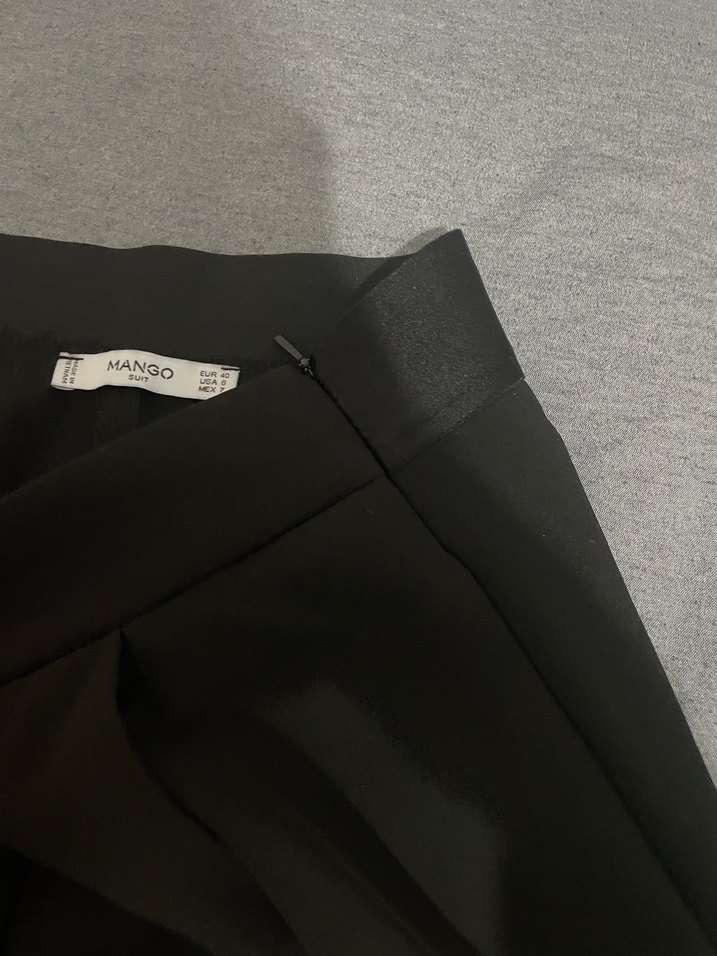 Mango Siyah Kadın Midi Kumaş Pantolon - Görsel 5