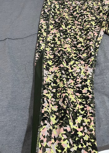 Kadın Bershka Çok Renkli Tie-Dye Spor Tayt - Görsel 3