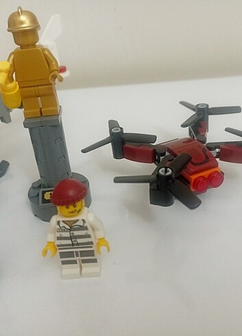 Beden Lego City Drone Chase 60207