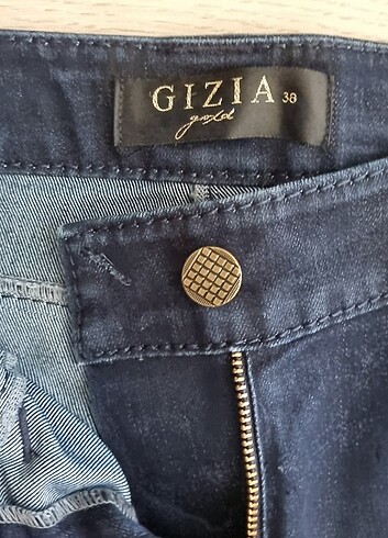 38 Beden Gizia jean