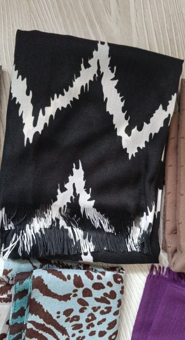 8 şal farklı desen ve renklerde - Görsel 4