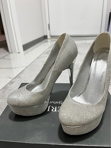 Topuklu ayakkabı - Görsel 5