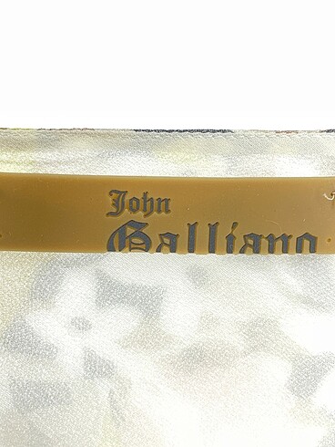 36 Beden çeşitli Renk John Galliano Günlük Elbise %70 İndirimli.